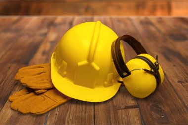 Sarı zor şapka ve eldiven 