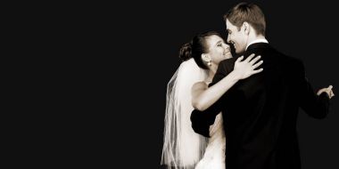 Gelin ve damat dans 
