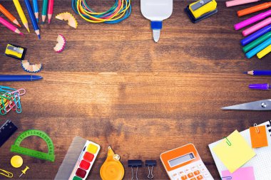 Okul Kırtasiye kompozisyon 