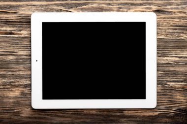 Tablo üzerinde dijital tablet