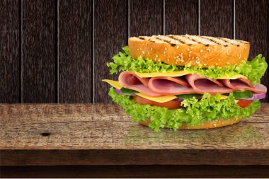 lezzetli yığılmış sandwiche