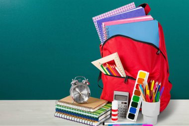 Sırt çantası içinde okul Kırtasiye