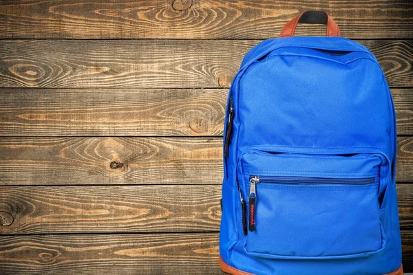 Крупный план голубого рюкзака — стоковое фото
