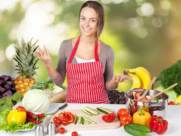 Woman with fresh vegetables — Stock Photo, Image