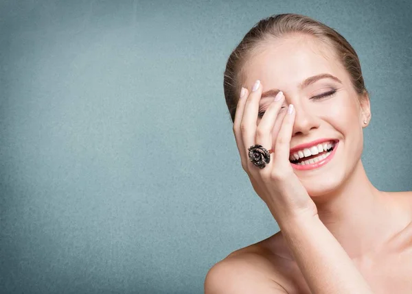 Portrait of young cute woman — Stock Photo, Image