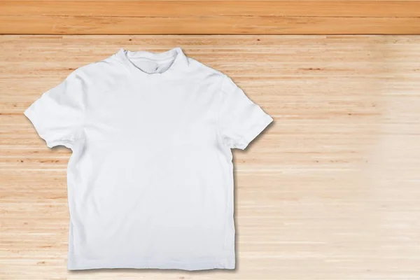 Vrouwelijke wit t-shirt — Stockfoto