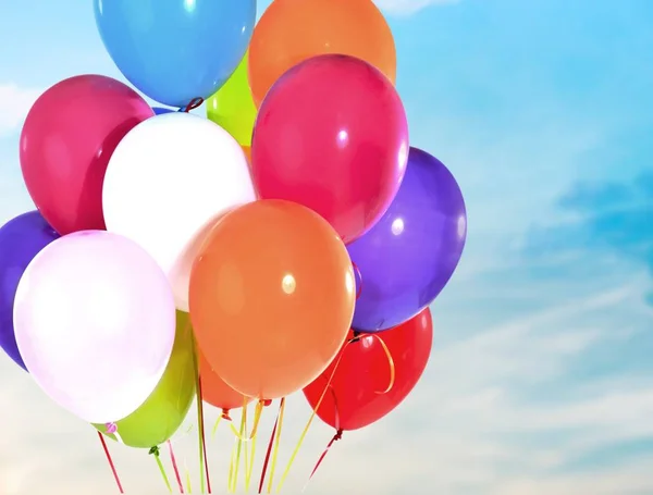 Μάτσο πολύχρωμα μπαλόνια — Φωτογραφία Αρχείου