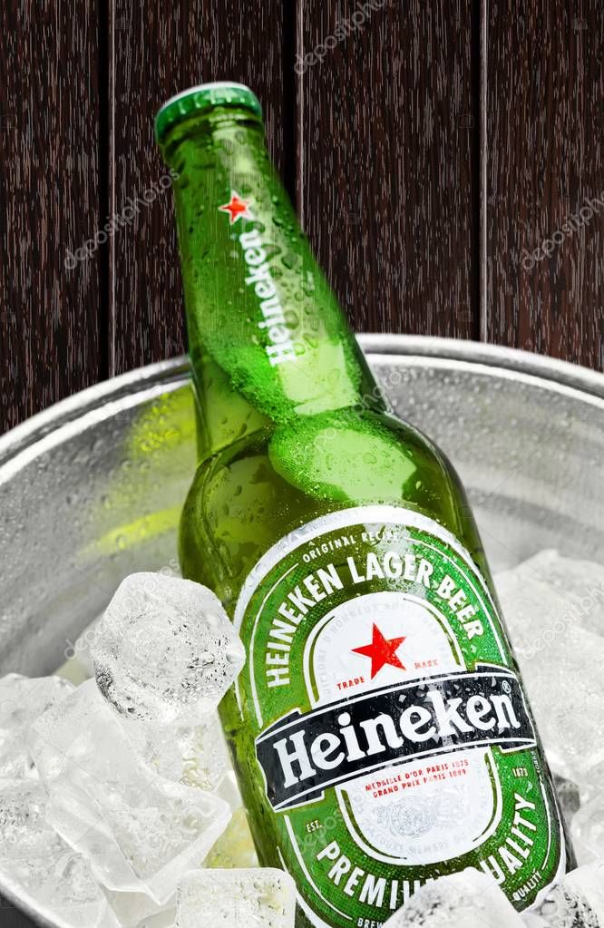 KHERSON, UKRAINE - NOVEMBER 11, 2014: Heineken Beer on  background