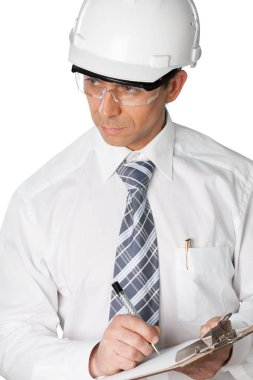 Beyaz arka plan üzerinde izole bir not alma mühendisi 