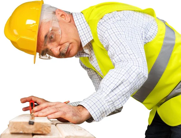 Portret Van Senior Man Gele Helm Geïsoleerd Witte Achtergrond — Stockfoto