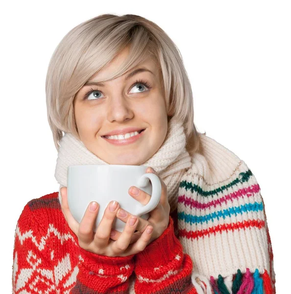年轻的金发女郎拿着一杯咖啡在白色背景下被隔离 — 图库照片