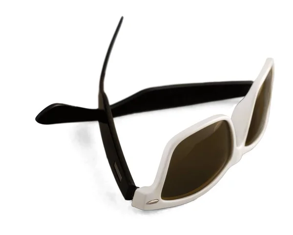 Beyaz moda güneş gözlüğü — Stok fotoğraf