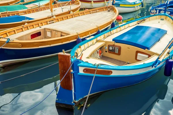 Close Photo Colored Wooden Boats Water — Stock Photo, Image