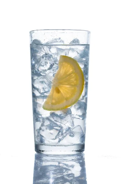 Water with ice and lemon — Stock Photo, Image