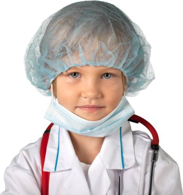 sevimli küçük kız doktor beyaz arka plan üzerinde izole Close-Up