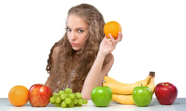 Jeune Femme Appréciant Les Fruits Isolés Sur Fond Blanc — Photo