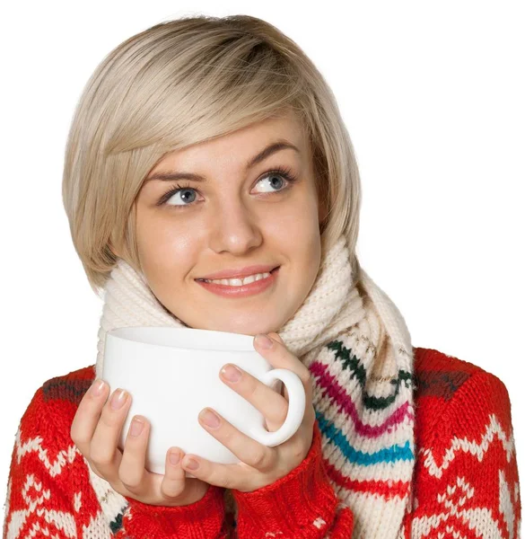 Femme souriante avec une tasse de café — Photo