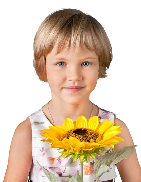 Niedliches kleines Mädchen mit Sonnenblume — Stockfoto