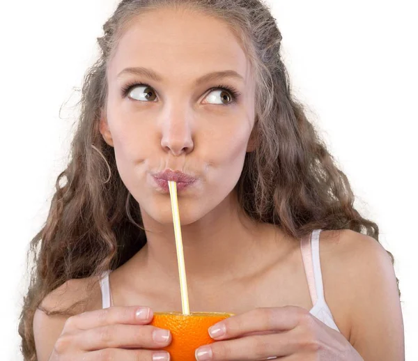 Mujer sosteniendo vaso de jugo fresco —  Fotos de Stock