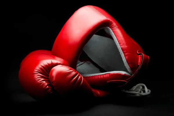 Luvas de boxe vermelho — Fotografia de Stock