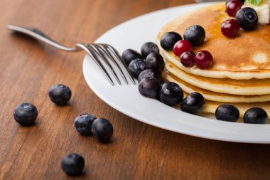 lezzetli kek yığını