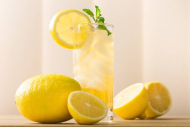 Taze limon limonata