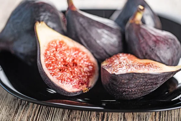 Tasty figs fruit — Stock Photo, Image