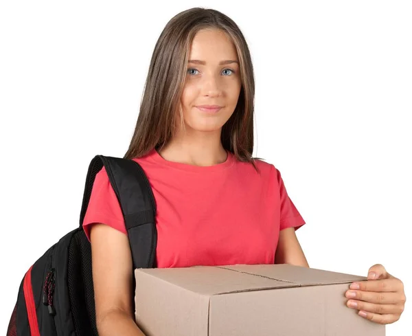 Mujer con mochila y caja — Foto de Stock