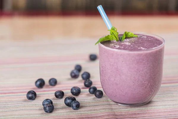 Copa de batido de arándanos — Foto de Stock