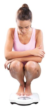 genç kadın üzerinde beyaz izole teraziler ile