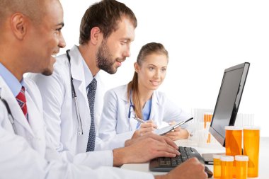 Doktorlar takım uzmanlık konuşuyor