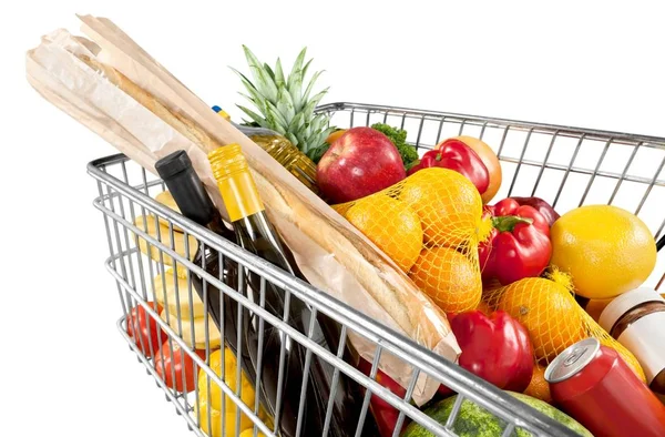 ショッピング カートの背景で新鮮な果物や野菜のクローズ アップ — ストック写真