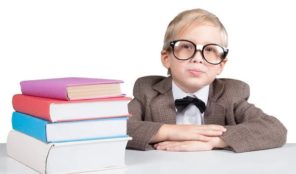 Anak Muda Berkacamata Dan Buku Terisolasi Dengan Latar Belakang Putih — Stok Foto