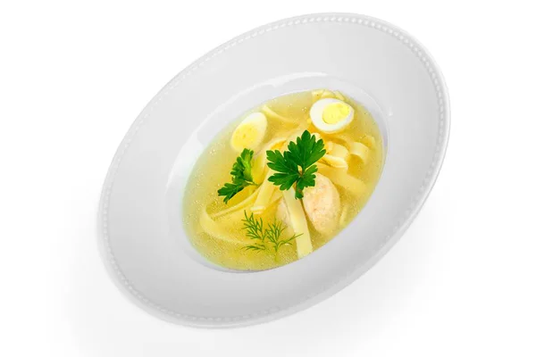 Γκρο Πλαν Νόστιμη Σούπα Στο Άσπρο Πιάτο Που Απομονώνονται Λευκό — Φωτογραφία Αρχείου