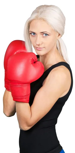 Femme portant des gants de boxe — Photo