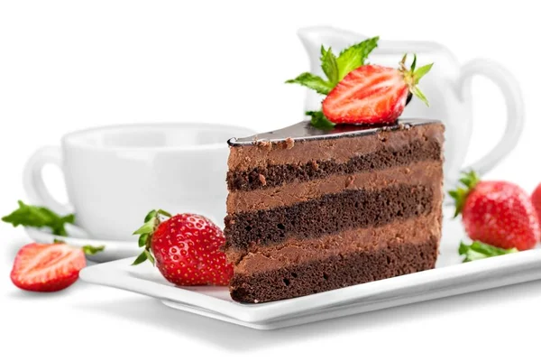 Nahaufnahme Von Süßem Kuchen Mit Erdbeere Isoliert Auf Weißem Hintergrund — Stockfoto