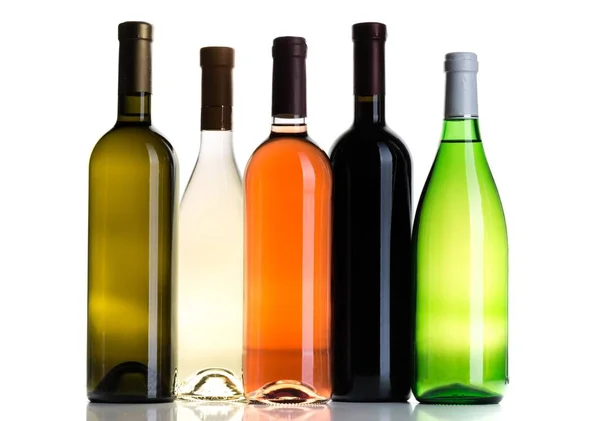 Botellas de vino en fila — Foto de Stock