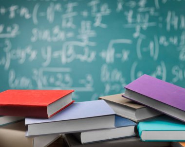 renkli kitap toplama