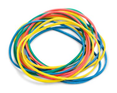 Beyaz arkaplanda elastik bantlar