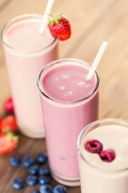 Meyve Smoothies çilek ile