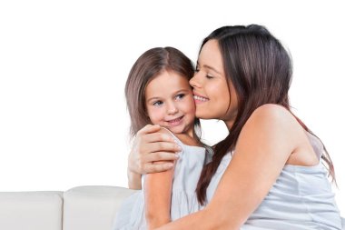 Anne ve Kız Sarılıyor 