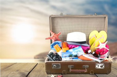 seyahat nesnelerle Retro çanta