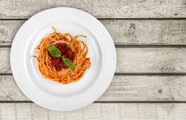 Pasta de espagueti con tomates — Foto de Stock