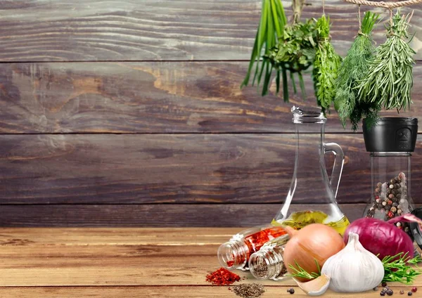 Fresh herbs hanging — Stock Photo, Image