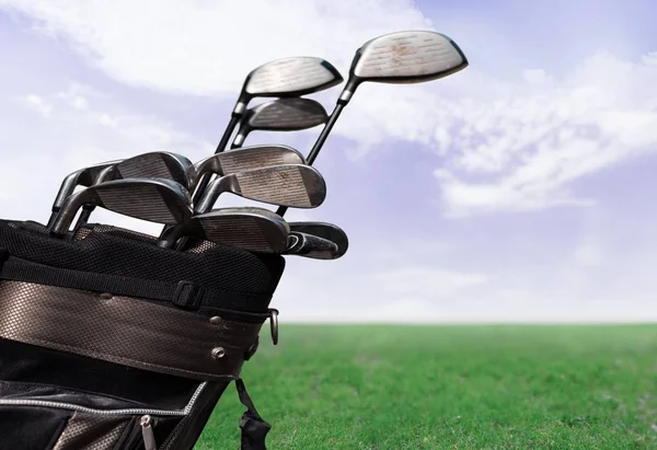 Différents clubs de golf — Photo