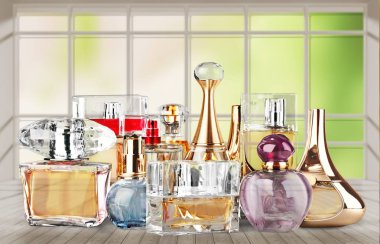 aromatik parfüm şişeleri