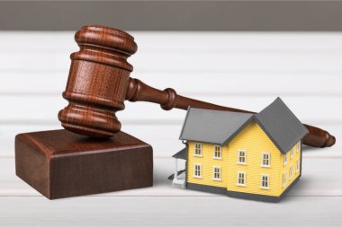 Ahşap yargıç tokmak ve tablo şirketten 