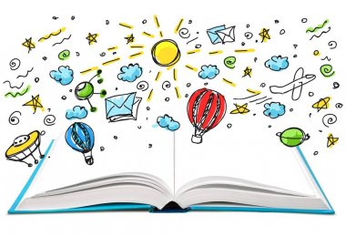 Masanın üzerinde kitabı aç