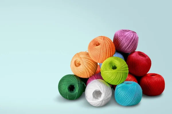 Шарики для вязания шерсти — стоковое фото