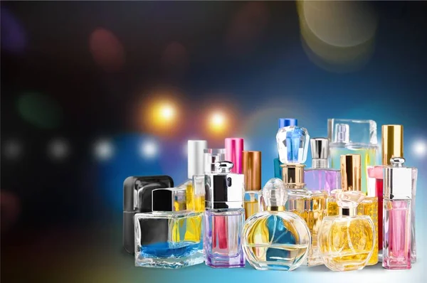 Aromatyczne perfumy — Zdjęcie stockowe